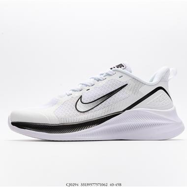 Nike Air Zoom Winflo 39X登月系列網透面氣 訓跑練步鞋