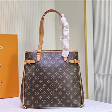 LOUIS VUITTON   2023新款女生時尚休閒包 尺寸:34*30*15.5CM