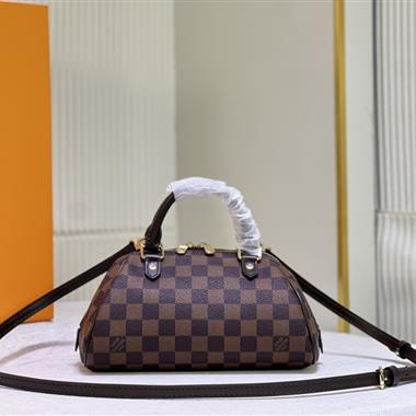 LOUIS VUITTON   2023新款女生時尚休閒包 尺寸:23*13*4CM