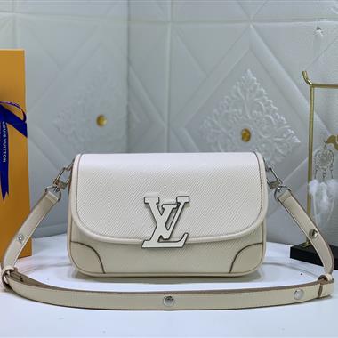 LOUIS VUITTON   2023新款女生時尚休閒包 尺寸:24.5*15.5*9CM