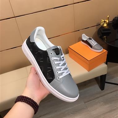 ARMANI   2023新款休閒時尚男生鞋子