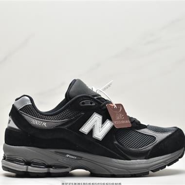 New Balance M2002