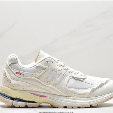 New Balance 2002R 