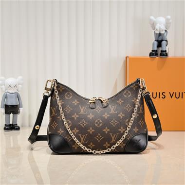 LOUIS VUITTON  2023新款女生時尚休閒包  尺寸:29-20-12CM