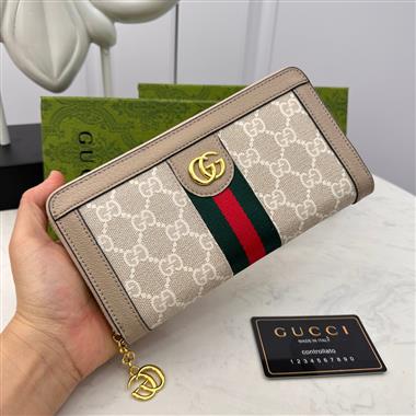 GUCCI   2023新款男生時尚休閒包  尺寸：19-10-2.5CM