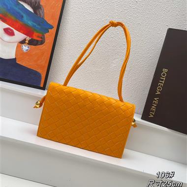 BOTTEGA VENETA   2023新款女生時尚休閒包 尺寸:25*14.5*5CM