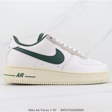 Nike  Air Force 1 '07 空軍一號低幫板鞋 