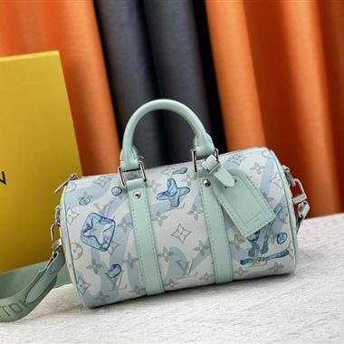 LOUIS VUITTON    2023新款女生時尚休閒包  尺寸：25*15*11CM