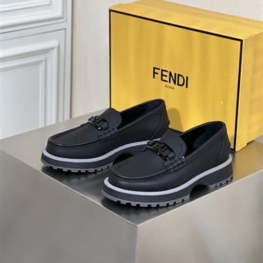 FENDI   2023新款休閒時尚男生鞋子