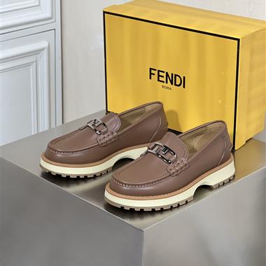 FENDI   2023新款休閒時尚男生鞋子