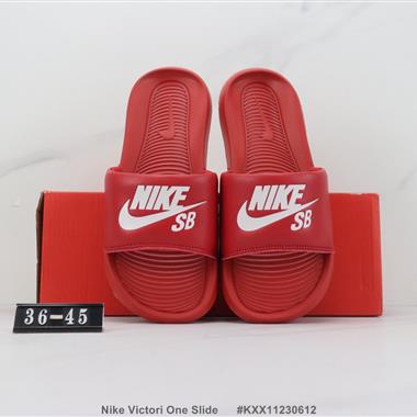 Nike Victori One Slide 夏季露趾運動拖鞋