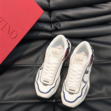 Valentino   2023新款休閒時尚男生鞋子