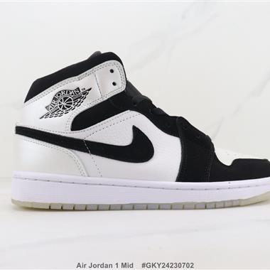 Nike Air Jordan 1 Mid 喬丹1代板鞋 