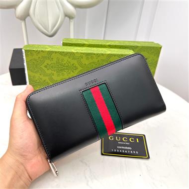 GUCCI    2023新款男生時尚休閒包  尺寸：19-10-2.5CM