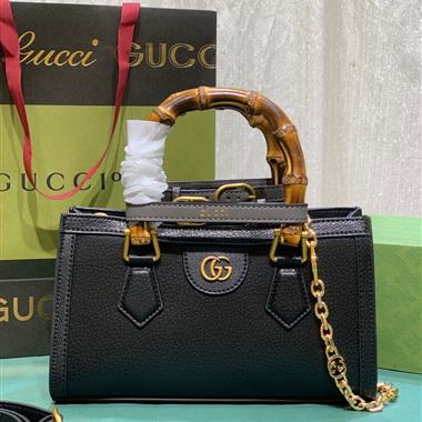 GUCCI   2023新款女生時尚休閒包 尺寸：27*15.5*11CM