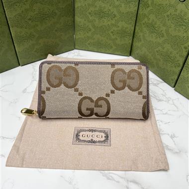 GUCCI   2023新款時尚休閒包 尺寸：19*10*3CM