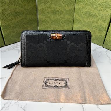 GUCCI   2023新款時尚休閒包 尺寸：19*10*3CM