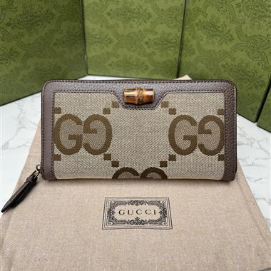 GUCCI   2023新款時尚休閒包 尺寸：19*10*3CM