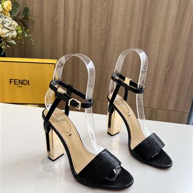 FENDI  2023新款休閒時尚女生鞋子