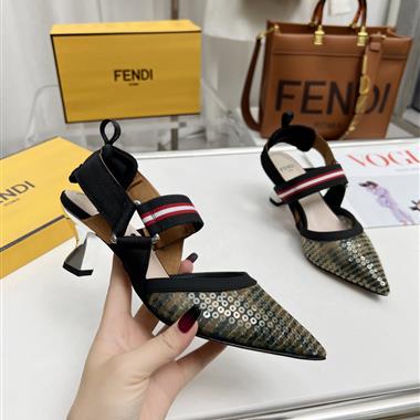 FENDI  2023新款休閒時尚女生鞋子