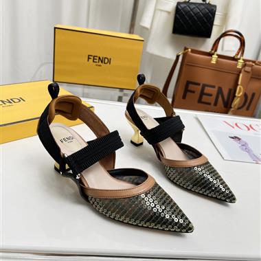 FENDI  2023新款休閒時尚女生鞋子