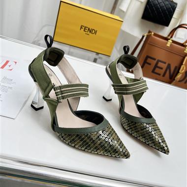 FENDI  2023新款休閒時尚女生鞋子