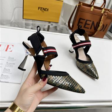 FENDI  2023新款休閒時尚女生鞋子