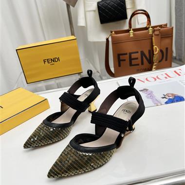 FENDI   2023新款女生休閒時尚鞋子