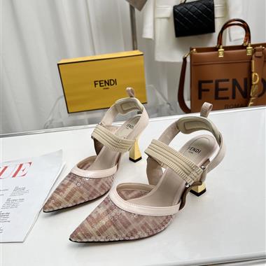 FENDI   2023新款女生休閒時尚鞋子