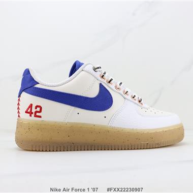 Nike Air Force 1 '07 空軍一號低幫板鞋
