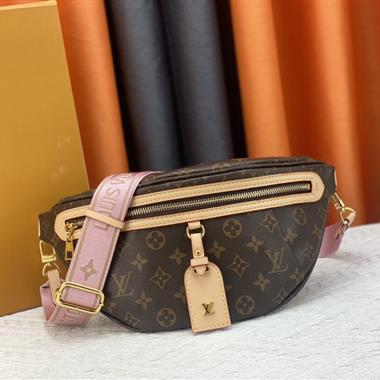 LOUIS VUITTON   2023新款女生時尚休閒包  尺寸：37*14*13CM