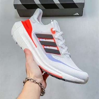 Adidas UltraBoost 9.0 爆米花緩震跑步鞋