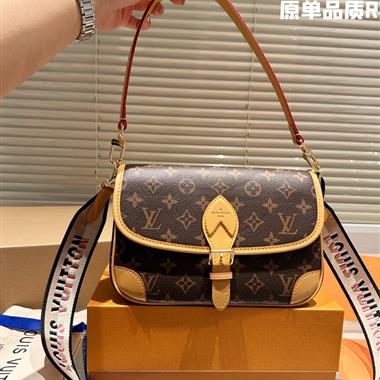 LOUIS VUITTON    2023新款女生時尚休閒包 尺寸：24CM