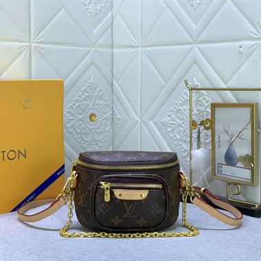 LOUIS VUITTON   2023新款女生時尚休閒包 尺寸：17*12*9.5CM