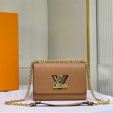 LOUIS VUITTON   2023新款女生時尚休閒包 尺寸：23*17*10CM