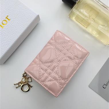 DIOR   2023新款時尚休閒包 尺寸：10.5*7.5*2.5CM