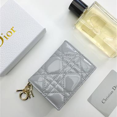 DIOR   2023新款時尚休閒包 尺寸：10.5*7.5*2.5CM