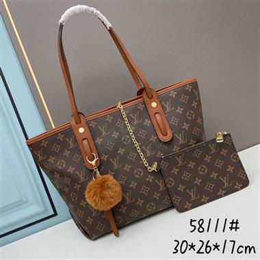 LOUIS VUITTON   2023新款女生時尚休閒包 尺寸：30-26-17CM