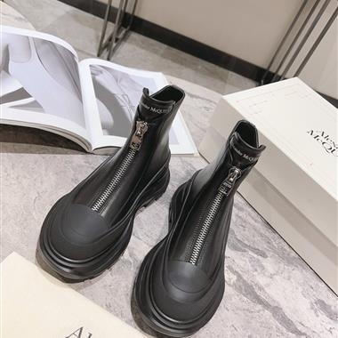 ALEXANDER MCQUEEN   2023新款男生休閒時尚鞋子