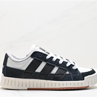 Adidas NRTN 學院系列面包風低幫運動板鞋 