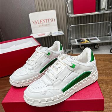 Valentino   2023新款男生休閒時尚鞋子