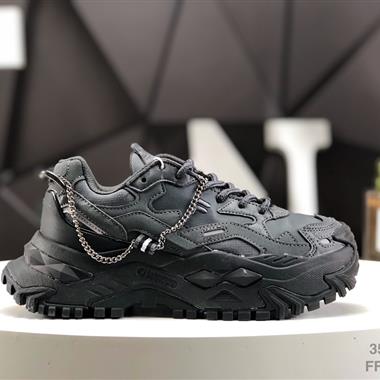 Fila Fusion  厚底硬糖老爹鞋