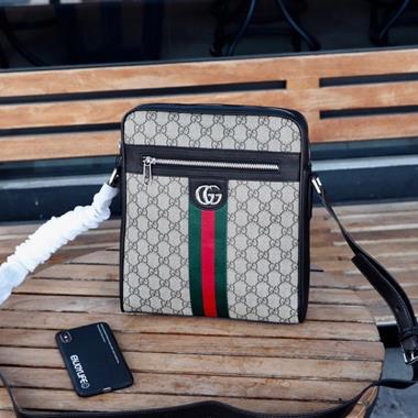 GUCCI  2023新款男生時尚包包 尺寸：25-28-6CM