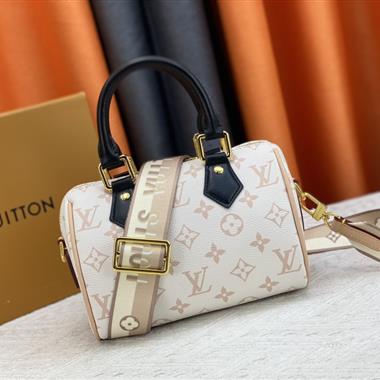 LOUIS VUITTON  2023新款女生時尚休閒包 尺寸：20*13.5*12CM