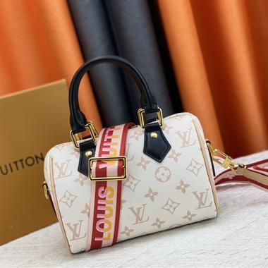 LOUIS VUITTON  2023新款女生時尚休閒包 尺寸：20*13.5*12CM