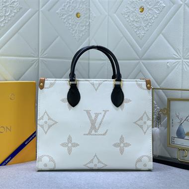 LOUIS VUITTON  2023新款女生時尚休閒包 尺寸：34*26*13CM