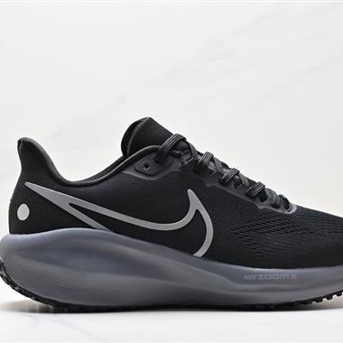 NIKE AIR ZOOM VOMERO 17飛線氣墊緩震動運跑步鞋