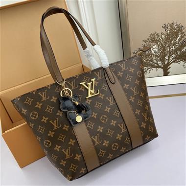 LOUIS VUITTON    2024新款女生時尚休閒包  尺寸：28-26-12CM