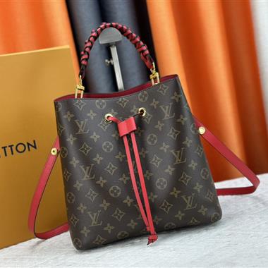 LOUIS VUITTON   2024新款女生時尚休閒包  尺寸：26*26*17.5CM