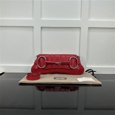 GUCCI  2024新款女生時尚休閒包 尺寸：38*15*16CM